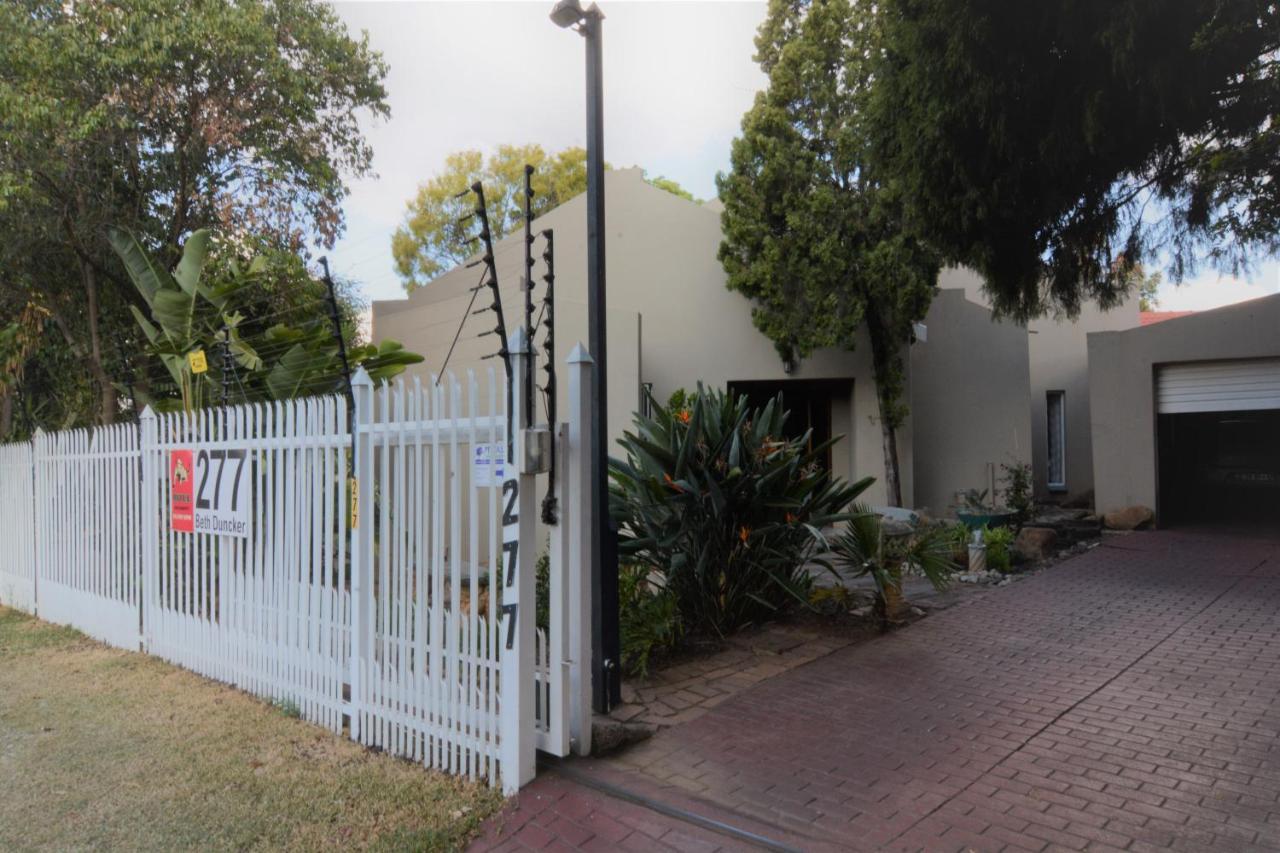 Pta East Guest House Pretoria-Noord Zewnętrze zdjęcie