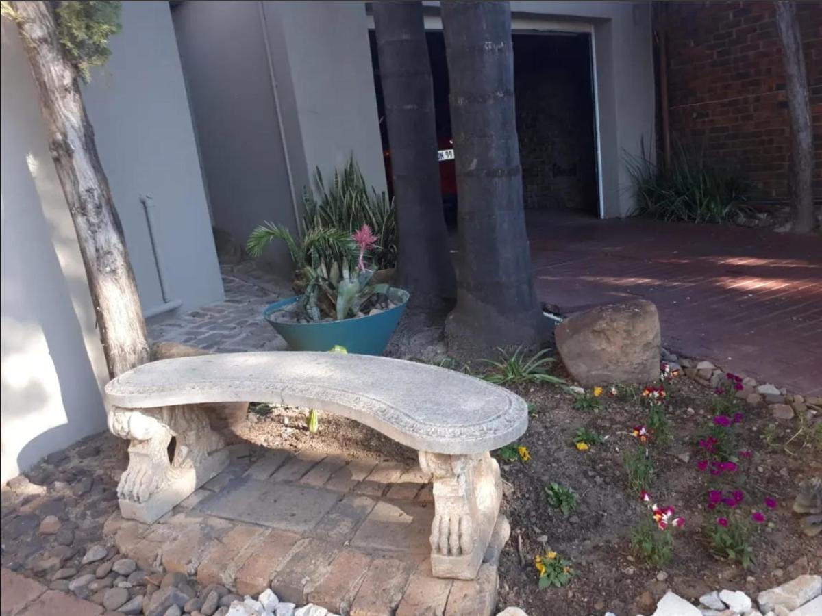 Pta East Guest House Pretoria-Noord Zewnętrze zdjęcie